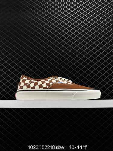 Vans Authentic Brown Checkerboard Vans Official Brown Vintage Modern Vansquot Gridquot L'inaugurazio