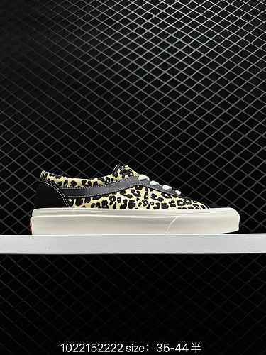 Vans Acer Ni Sp leopard print board shoe Vans Acer Ni Sp uses black as the main color tone for leopa