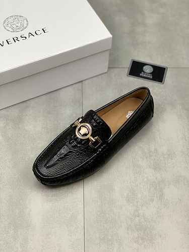 Codice scarpa da uomo Versace 0521B20 Taglia 3844 45 personalizzato, non reso o cambio