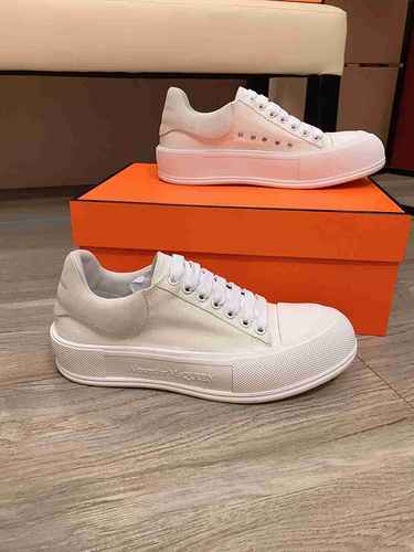 1245220 Le ultime scarpe casual di McQueens per coppie 3544