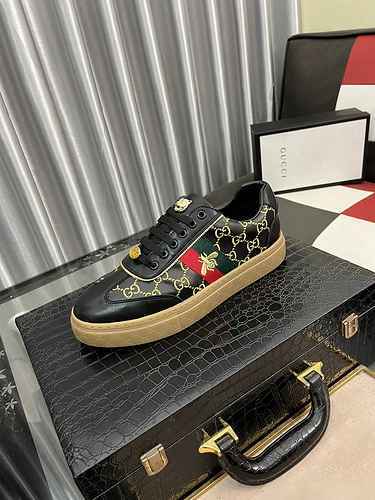 GUCCI Men's Shoe Code: 0528B40 Size: 38-44