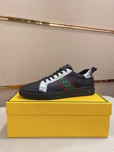 Scarpa Uomo Fendi Codice 0525B40 Taglia 3844