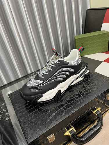 GUCCI Men's Shoe Code: 0528B60 Size: 38-44