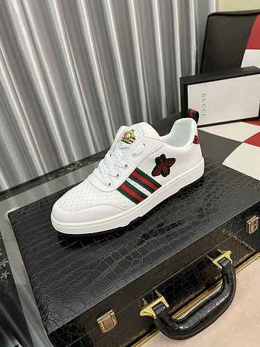 GUCCI Men's Shoe Code: 0528B30 Size: 38-44