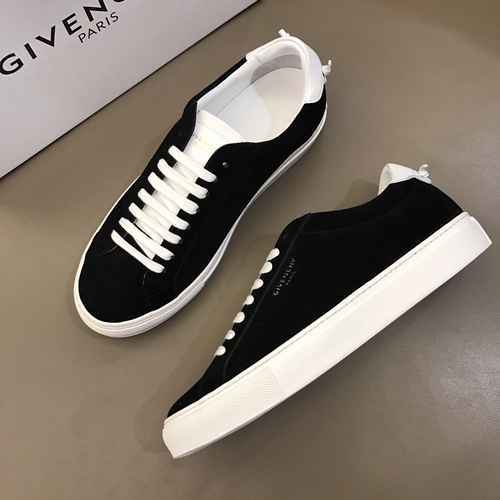 Givenchy Couple Code: 0216B30 Size: Women's 35-39, Men's 38-44 (45 Customized non refundable)