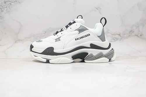 D20 | Support to store Balenciaga Triple S, white grey, Italian original, correct font, correct thic