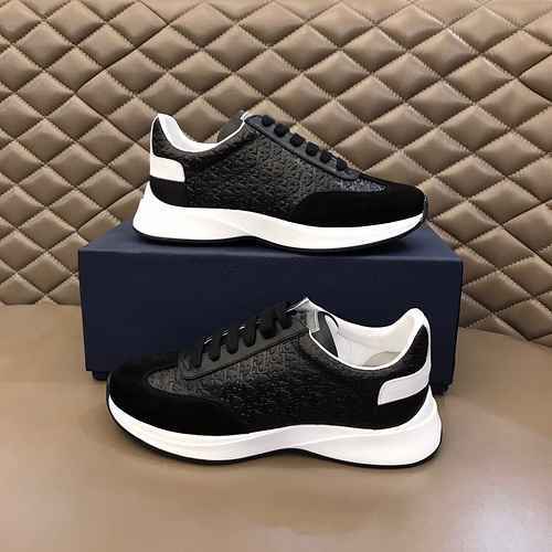 Dior Men's Shoe Code: 0520B50 Size: 38-44