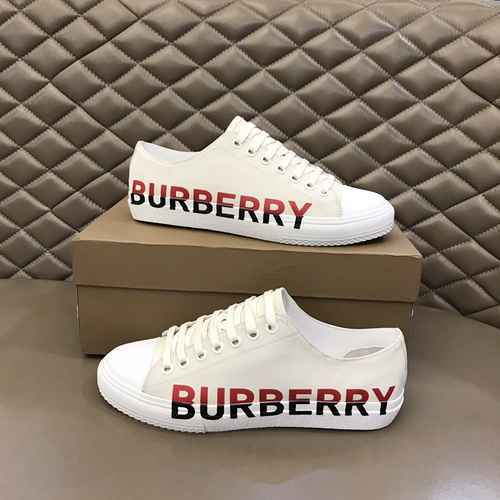 Scarpa Uomo Burberry Codice 0216B50 Taglia 3844 45 personalizzata senza reso o cambio