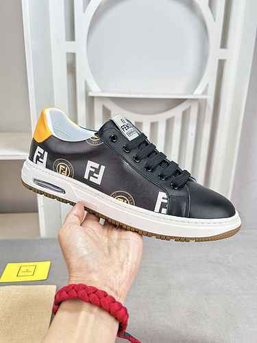 Scarpa Uomo Fendi Codice 0513B40 Taglia 3844 45 personalizzabile