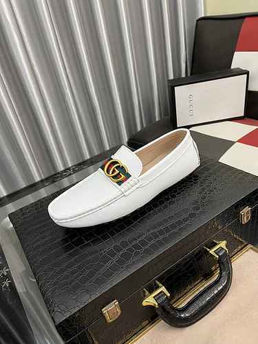 GUCCI Men's Shoe Code: 0528B30 Size: 38-44