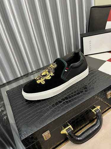 GUCCI Men's Shoe Code: 0528B10 Size: 38-44