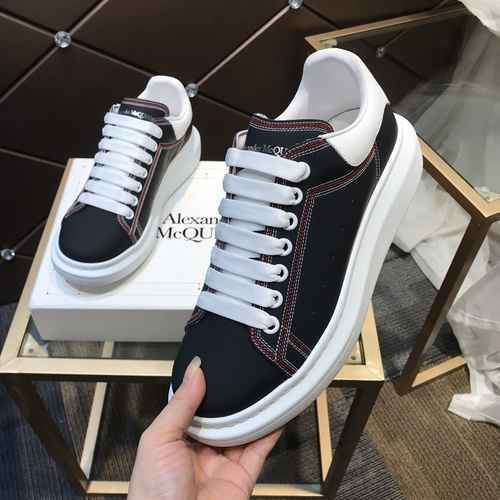 1092330 McQueen Couples Nuove scarpe da ginnastica casual versatili 3544