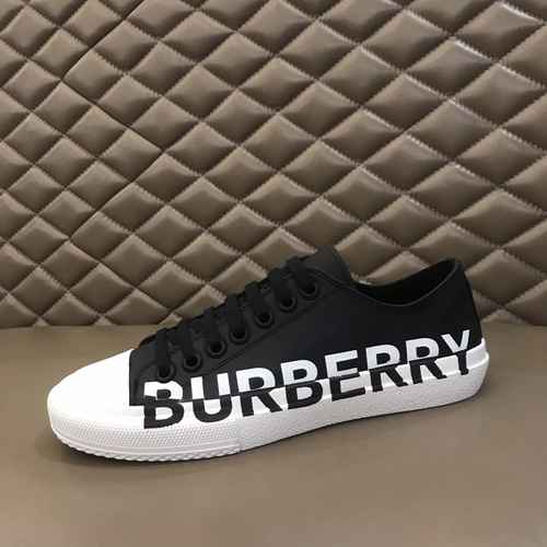 Scarpa Uomo Burberry Codice 0216B50 Taglia 3844 45 personalizzata senza reso o cambio