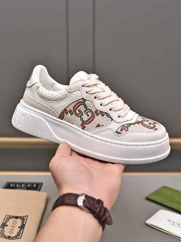 GUCCI Couple Code: 0602C20 Size: Female 35-41, Male 38-46 (Female 41, Male 45-46, Customized non ret