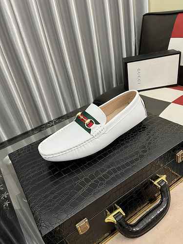 GUCCI Men's Shoe Code: 0528B30 Size: 38-44