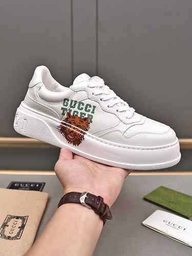 GUCCI Couple Code: 0602C40 Size: Female 35-41, Male 38-46 (Female 41, Male 45-46, Customized non ret