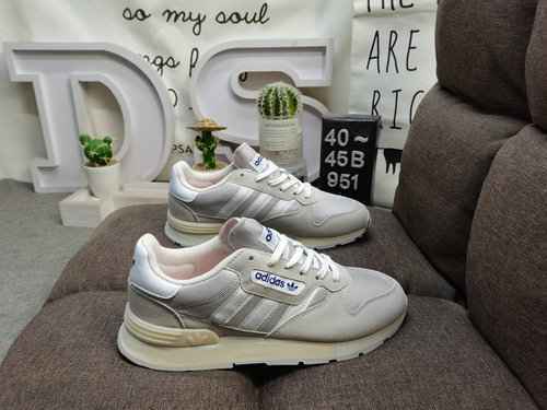 951D True Standard Half Size Adidas ORIGINALI TREZIOD Scarpe casual moda e sportive Questa scarpa ad