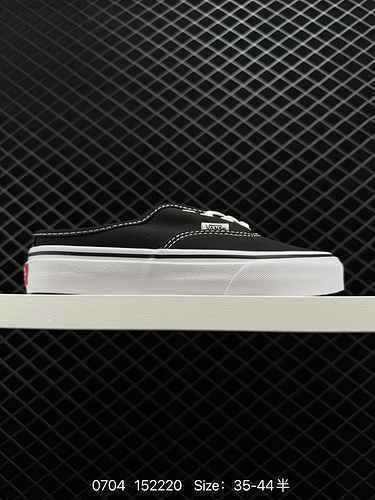 The new VANS Vans AUT classic black and white low top half trailer men's and women's canvas shoe boa