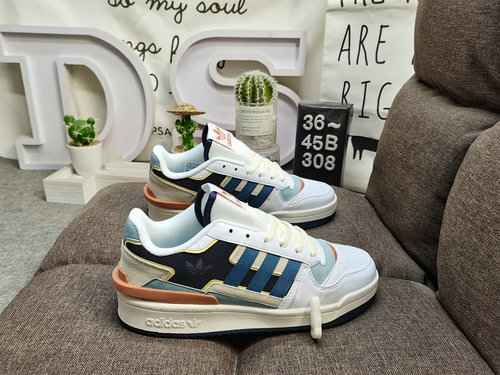 308DAdidas Forum 84 Scarpe da tavola sportive casual alla moda versatili e dal taglio basso Basate s