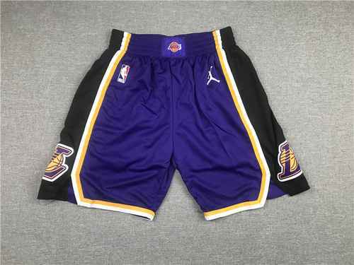 Pantaloni da basket viola della nuova stagione dei Lakers con etichetta Jordan