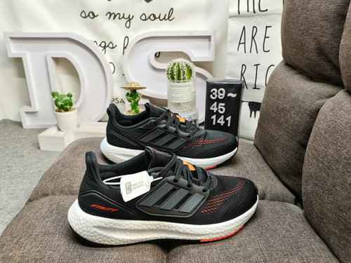 141D Adidas Ultra PUREBoost UB22 Intersuola super elastica in popcorn Scarpe da corsa casual H01174 