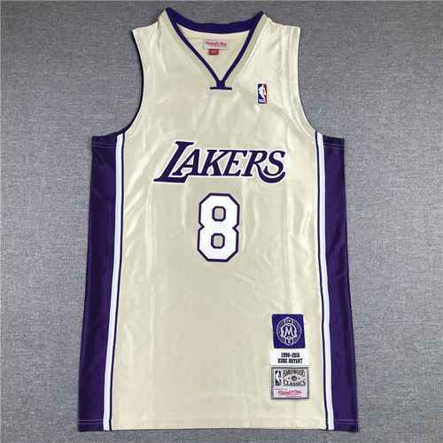 Lakers 8 Kobe Hall of Fame Oro vintage