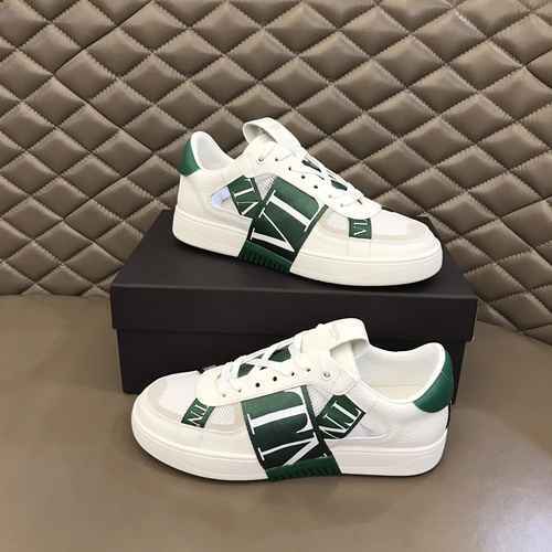 Scarpa da uomo Valentino Codice 0216B60 Taglia 3844 45 personalizzata senza reso o cambio