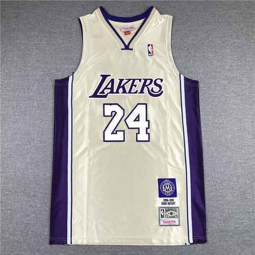 Lakers 24 Kobe Hall of Fame MN Oro vintage