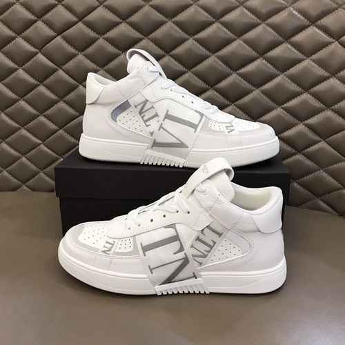 Scarpa da uomo Valentino Codice 0216B80 Taglia 3844 45 personalizzata senza reso o cambio