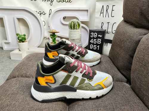 951D livello aziendale Adidas Nite Jogger 2019 Boost codice a barre colore terra Jackson Wang approv