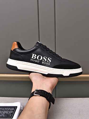 Boss 男鞋编码0612B40 Taglia3844