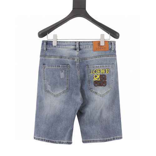 LOEWELuo Yiwei shorts in denim con logo ricamato sul retro