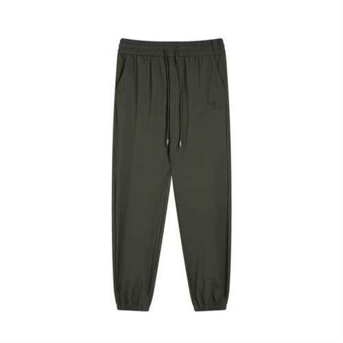 BurberryPantaloni casual TB ricamati Burberry 23S