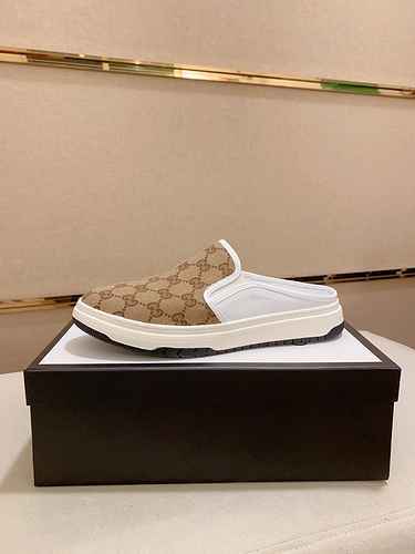 GUCCI Scarpa Uomo Cod. 0706B20 Taglia 3844