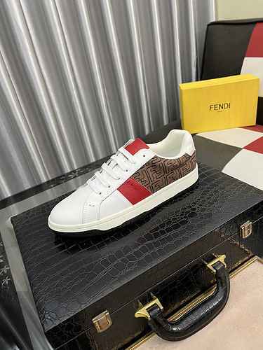 Scarpa Uomo Fendi Codice 0712B30 Taglia 3844