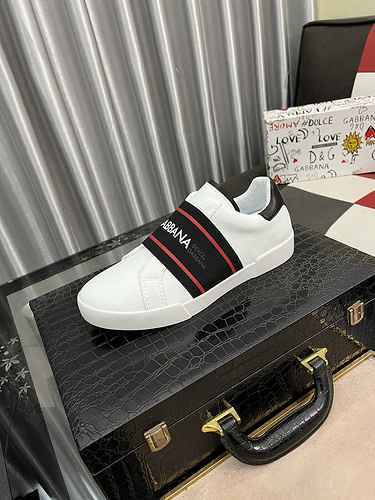 Dolce&Gabbana Men's Shoe Code: 0712B40 Size: 38-44