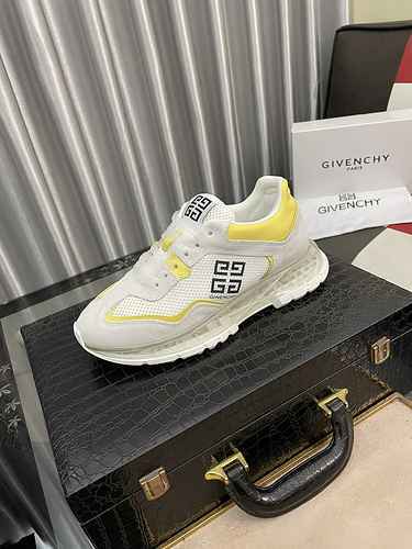 Givenchy Men's Shoe Code: 0712C20 Size: 38-44