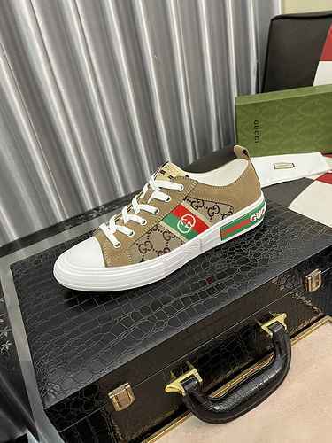 GUCCI Scarpa Uomo Cod. 0712B50 Taglia 3844 personalizzata al 45