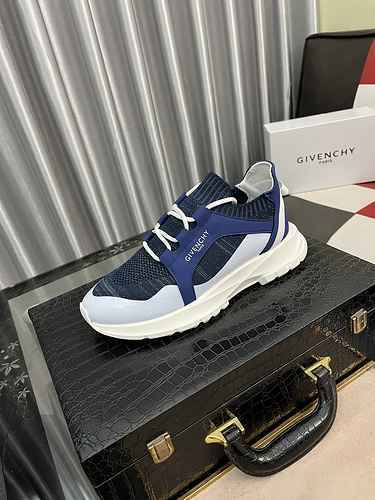 Givenchy Men's Shoe Code: 0712B90 Size: 38-44