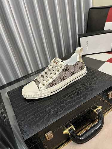 GUCCI Scarpa Uomo Cod. 0712B40 Taglia 3844