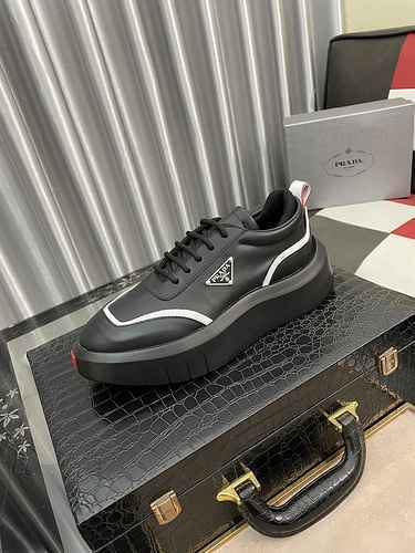 Scarpa Prada Uomo Codice 0712B60 Taglia 3844