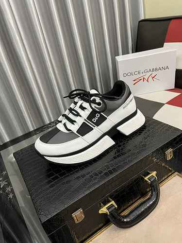 Dolce&Gabbana Men's Shoe Code: 0712C00 Size: 38-46
