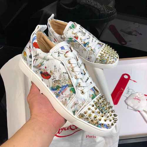 Christian Louboutin 22030101 size: 35-47