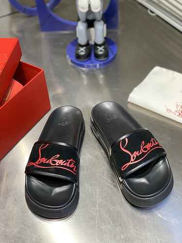 Christian Louboutin 22060306 SIZE: 38-45