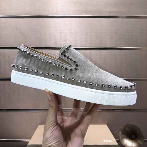 Christian Louboutin 22060316 SIZE: 38-44