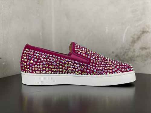 Christian Louboutin 22030101 size: 35-47