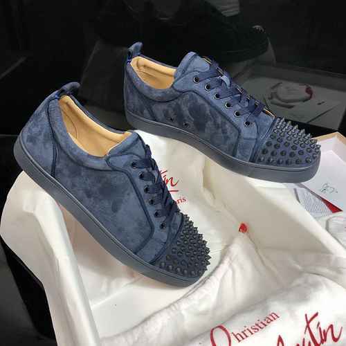 Christian Louboutin 22030101 size: 35-47