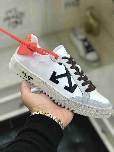 OFF WHITE 1159240OFF Coppia nuove scarpe casual sporche 3544