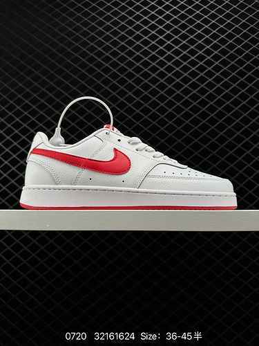 L'autentica sneaker casual traspirante Nike Court Vision Low dal taglio basso presenta un design cla