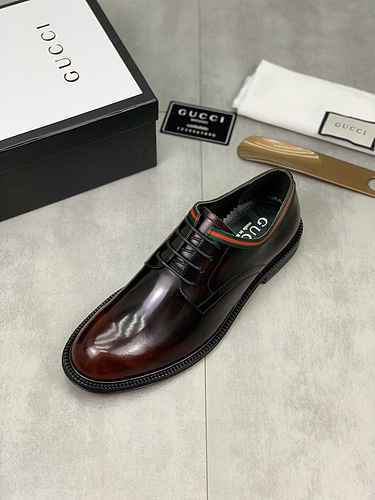 GUCCI Scarpa Uomo Cod. 0721C00 Taglia 3844